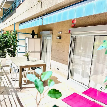 Salvis Terraza Y Piscina