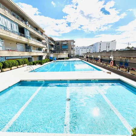 Salvis Terraza Y Piscina * プラヤ・デアロ